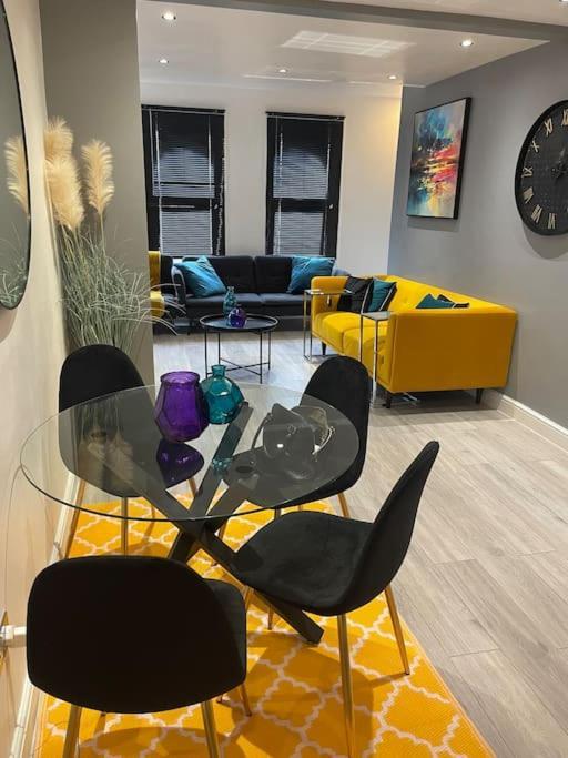 אוקספורד One Bedroom Duplex Apartment Located In Cowley. מראה חיצוני תמונה