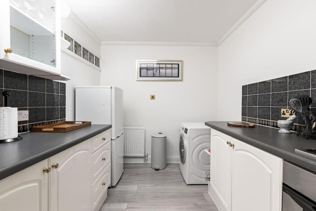 אוקספורד One Bedroom Duplex Apartment Located In Cowley. מראה חיצוני תמונה
